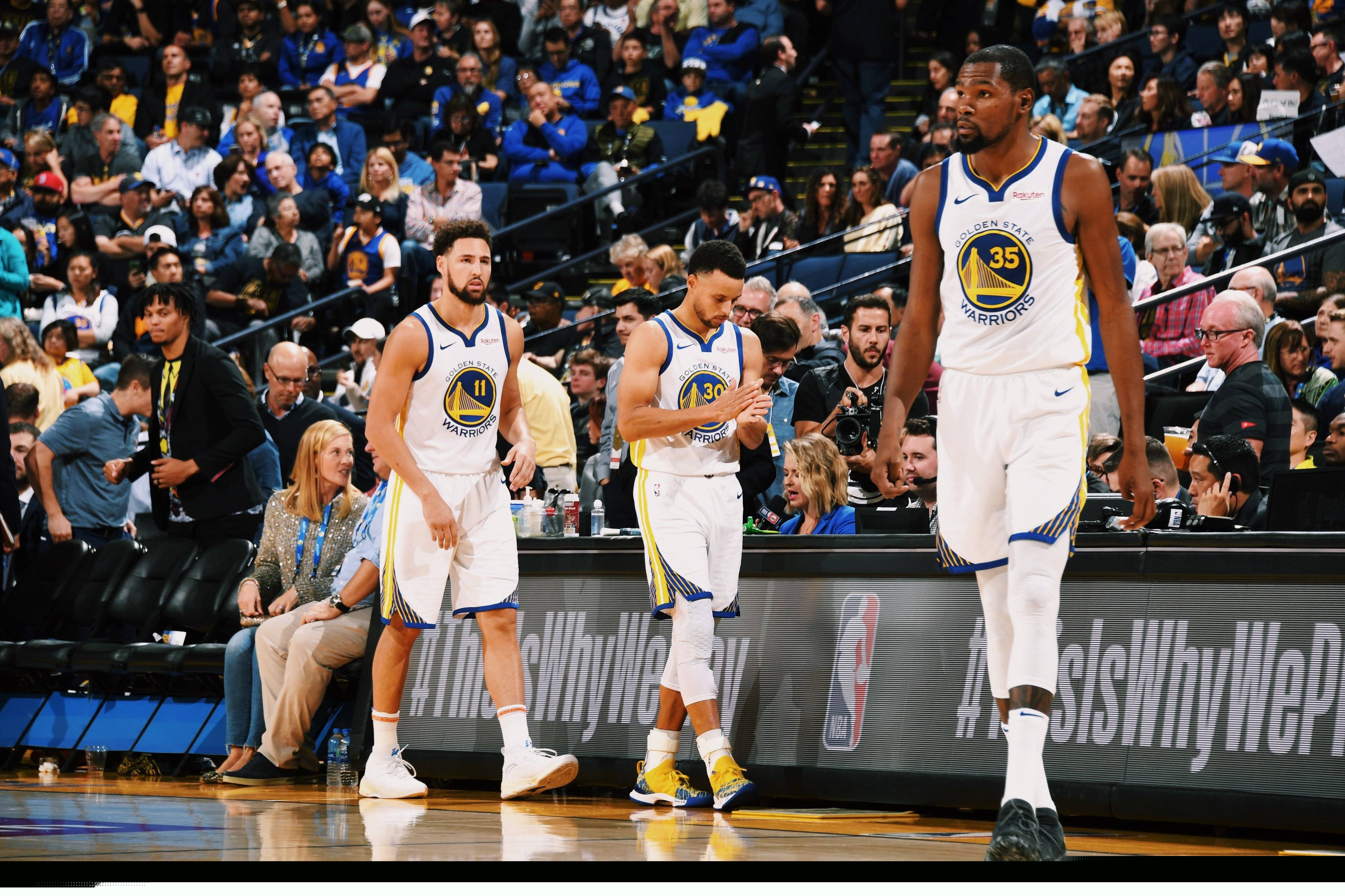 我们先拿信 我们先拿信